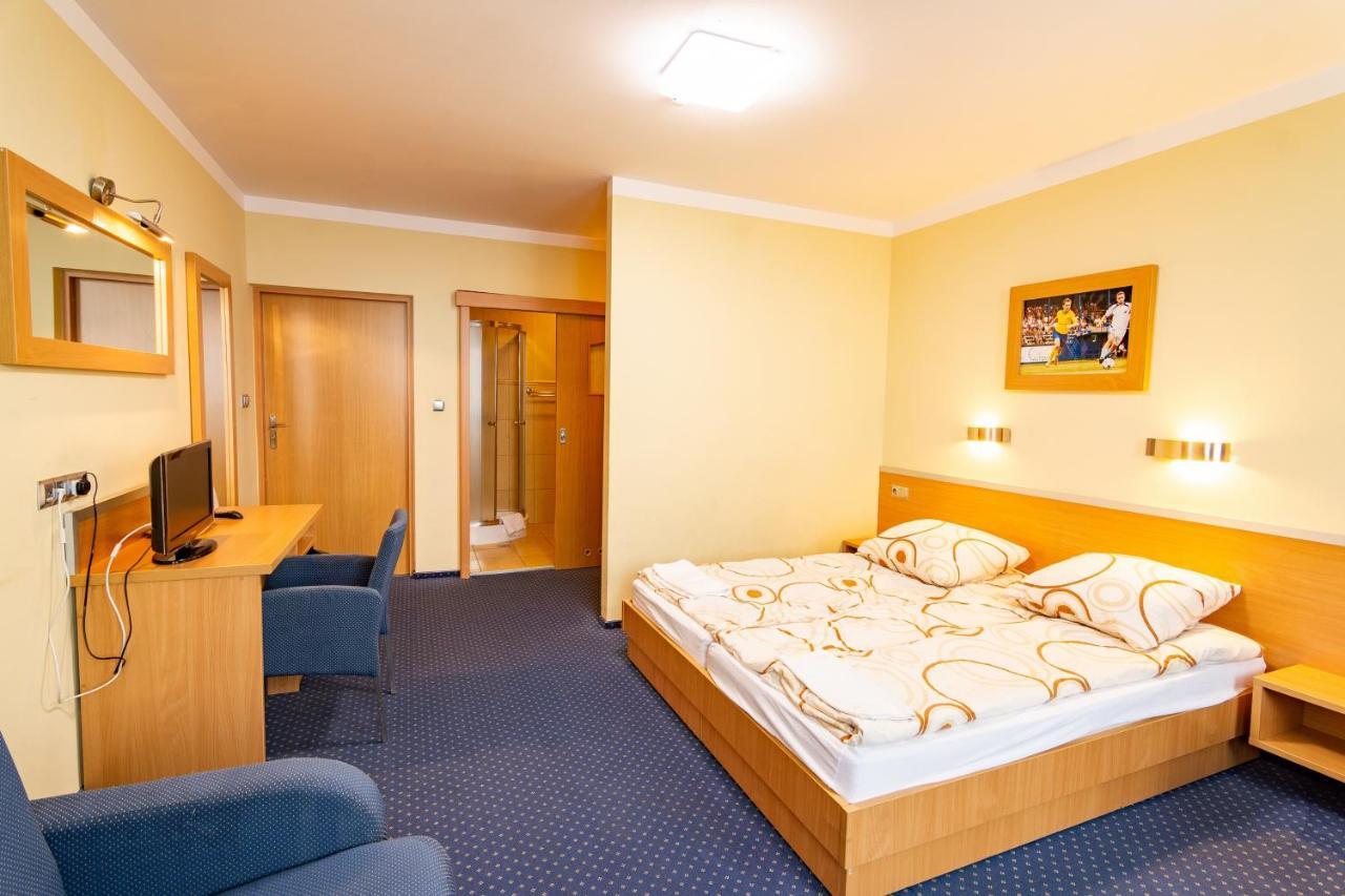 Hotel Dom Sportowca Blonie - Mosir